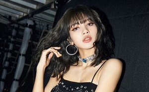 Lisa Black Pink lén lút hẹn hò với trai lạ ở khách sạn và bị ghi hình phát tán khắp nơi